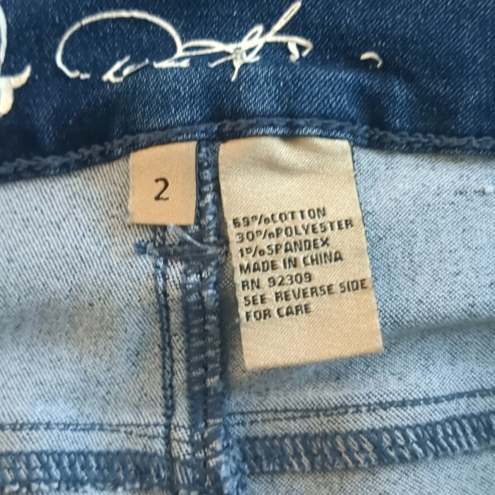 Embroidery Jeans - Picture 3 of 10